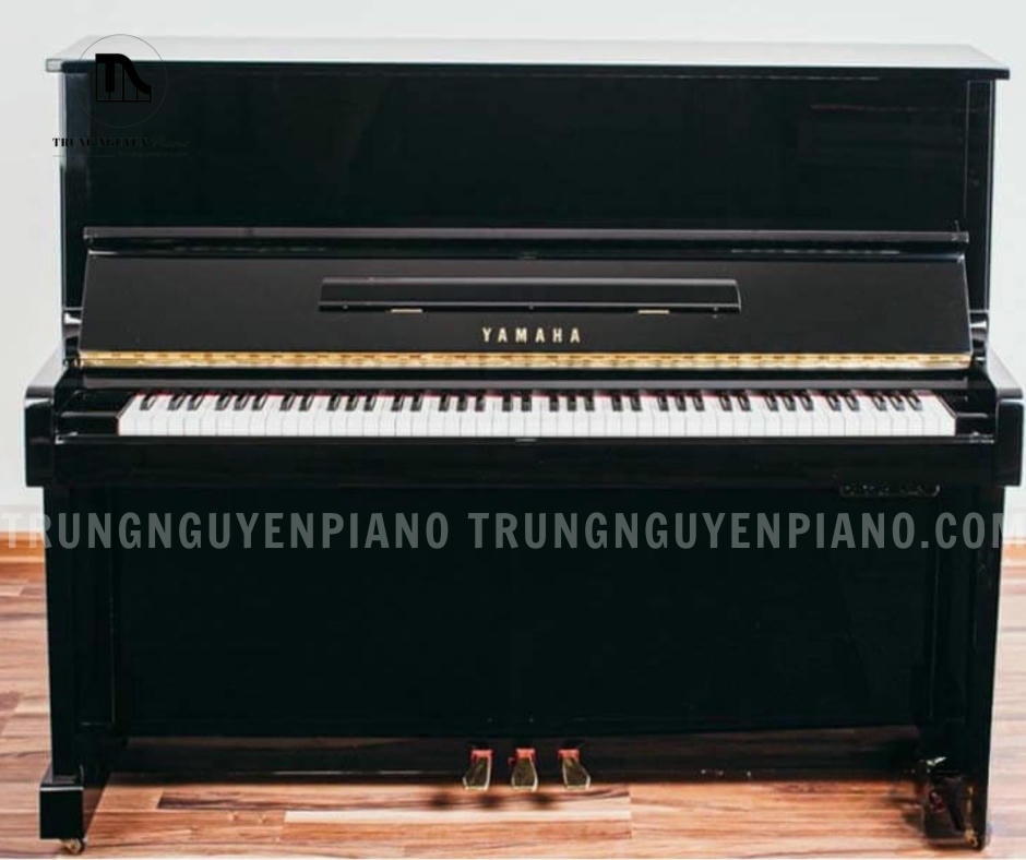 Đàn Piano Yamaha HQ90SXG sử dụng bàn phím 88 phím với chất liệu Phenolic Resin