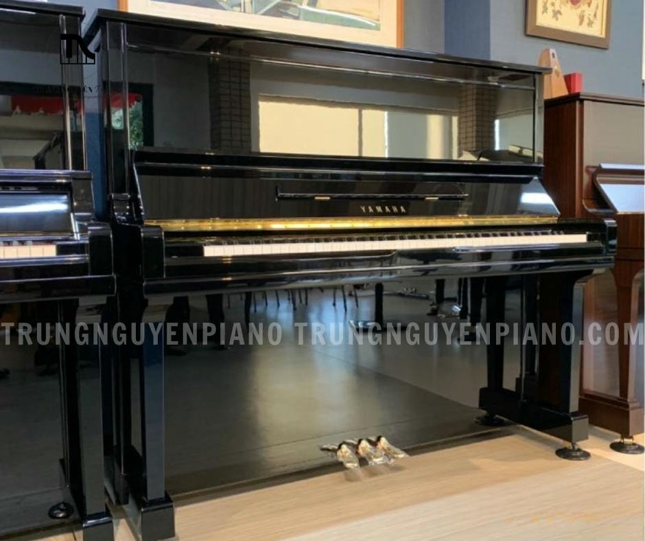 Đàn Piano Yamaha U300 mang đến sự kết hợp hoàn hảo giữa thiết kế tinh tế và chất lượng âm thanh xuất sắc