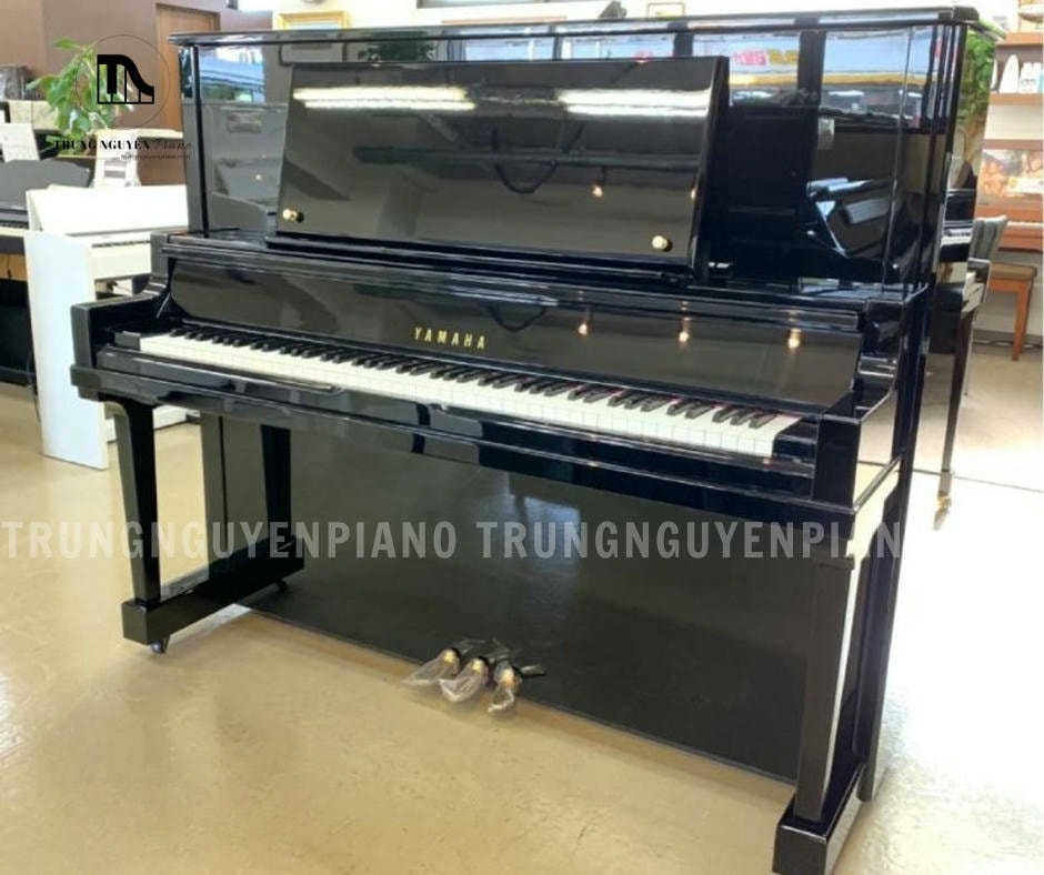 Đàn Piano Yamaha UX50A nổi bật không gian với thiết kế sang trọng