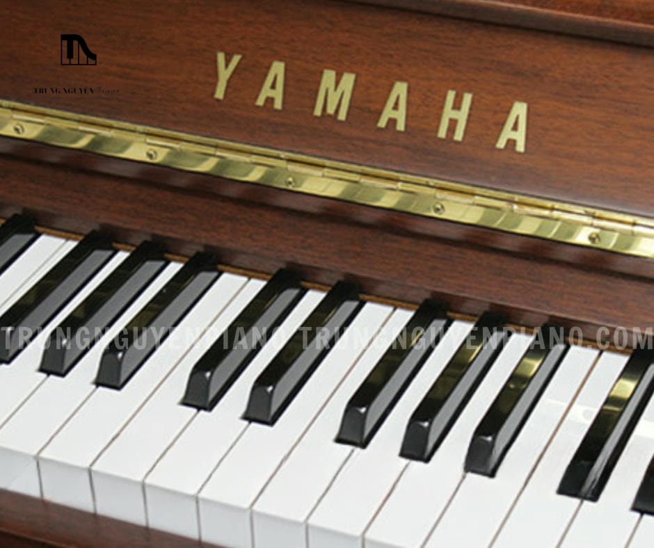 Đàn Piano Yamaha UX50WnC 11 Đàn Piano Yamaha UX50WnC có các phím chuyển động mượt mà và nhanh chóng trở về trạng thái ban đầu sau khi chạm