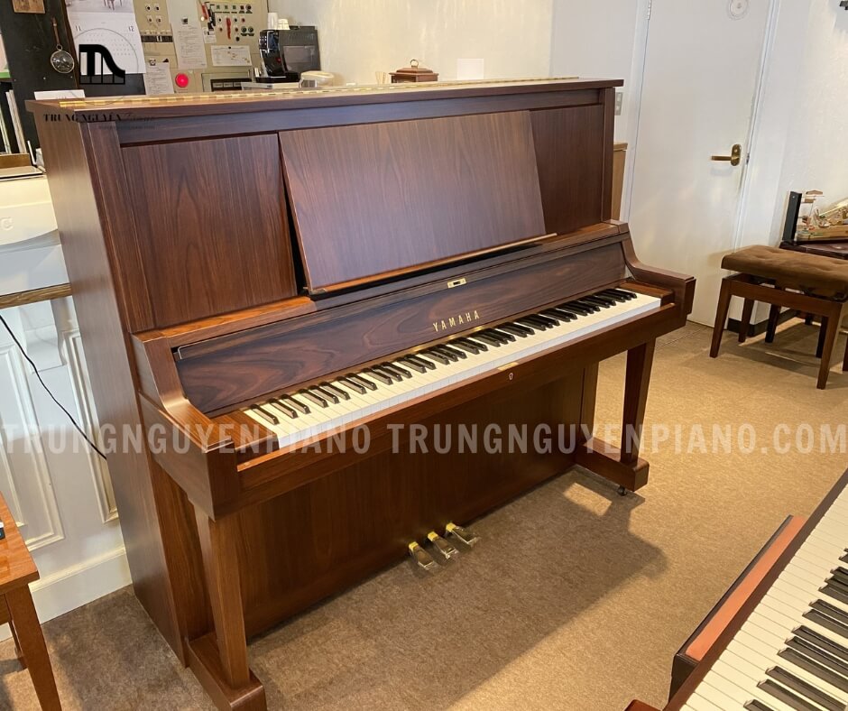 Đàn Piano Yamaha W102 13 Yamaha W102 sở hữu thiết kế cổ điển