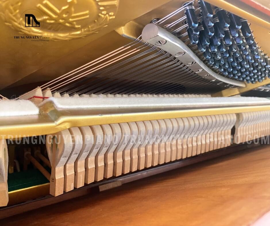 Đàn Piano Yamaha W104 3 Búa đàn cao cấp của Đàn Piano Yamaha W104