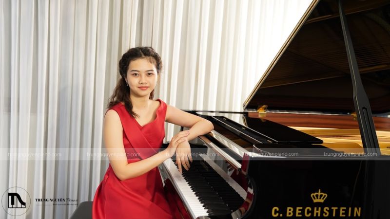 Tài năng trẻ Piano Nguyễn Lan Anh