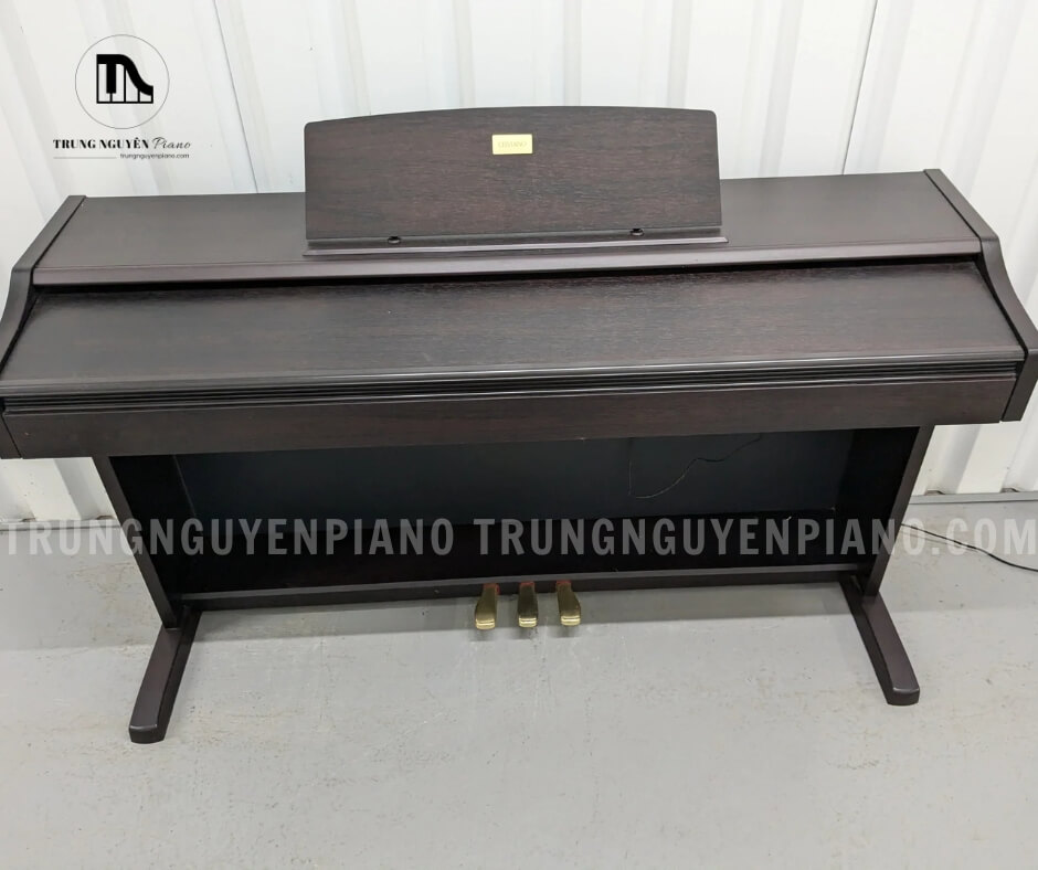 Casio AP33 có thiết kế đơn giản, hiện đại nhưng vẫn toát lên vẻ sang trọng