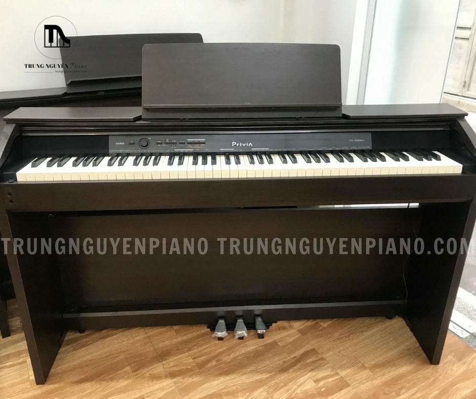 Đàn Piano Điện Casio PX1500GP có thiết kế vân gỗ nâu độc đáo