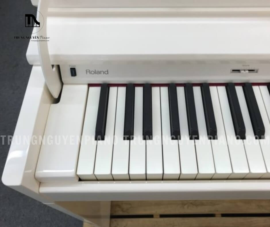 Bàn phím PHA III Ivory Feel với Escapement mô phỏng cảm giác chơi của đàn piano acoustic