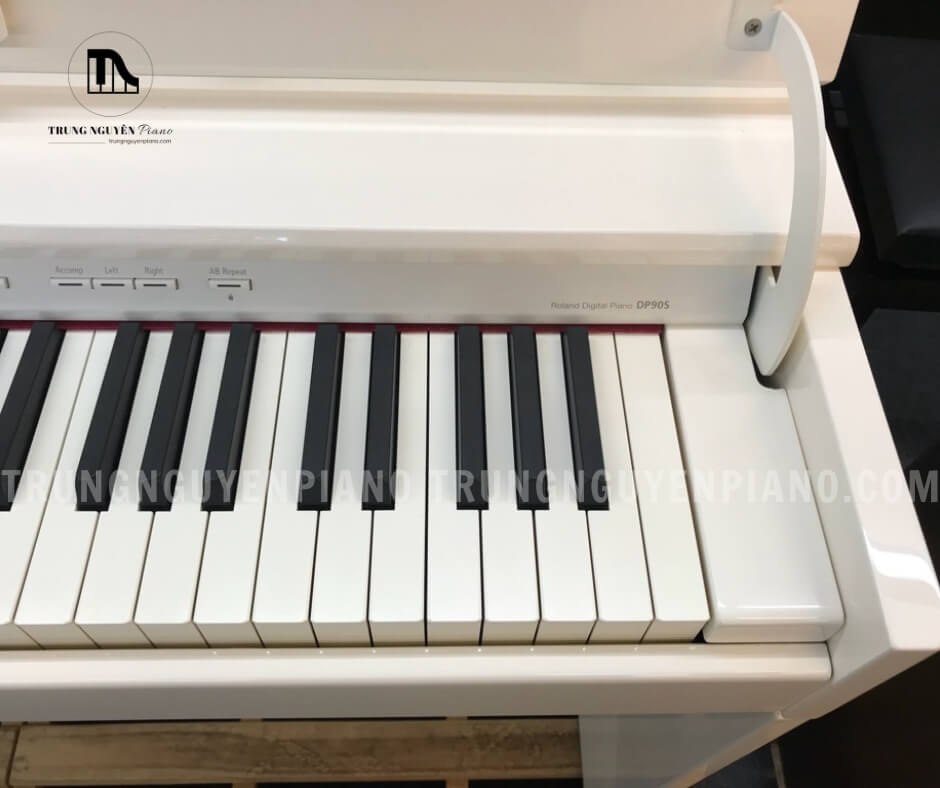 Bàn phím PHA III Ivory Feel với Escapement mô phỏng cảm giác chơi của đàn piano acoustic