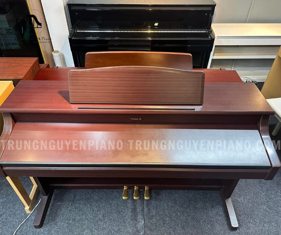 Đàn piano điện Roland HP337 với vẻ đẹp sang trọng và cổ điển