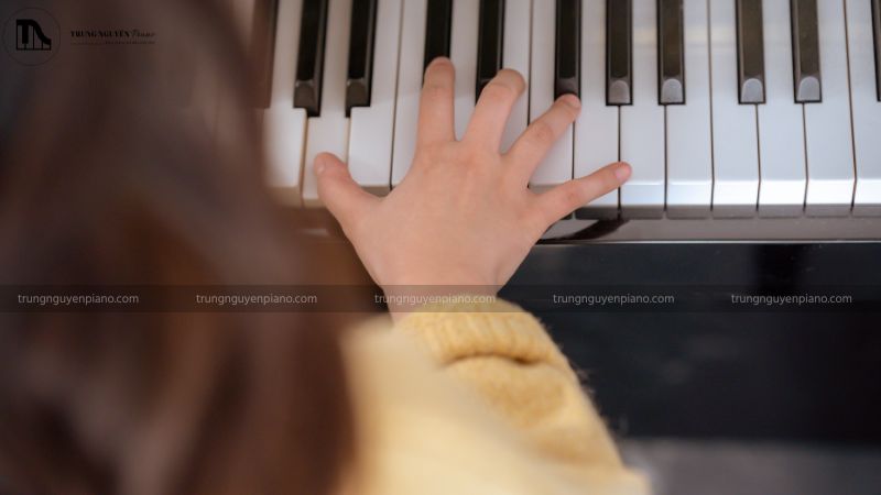 Rải hợp âm với các tiết tấu khác nhau