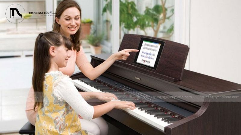 Giải đáp thắc mắc về học piano hay organ khó hơn