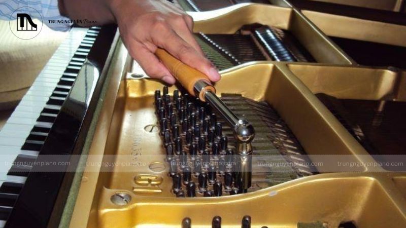 Bao lâu nên lên dây đàn piano? Dấu hiệu và lời khuyên từ chuyên gia 6 Lời khuyên khi lên dây đàn piano