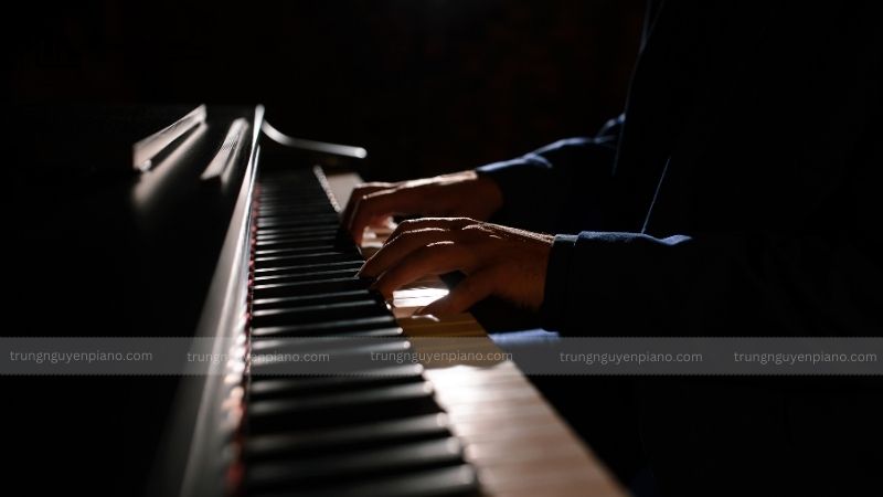 Khóa học Piano bao nhiêu tiền? Cập nhật chi phí và các yếu tố ảnh hưởng mới nhất 2025 10 Số lượng học viên trong lớp_ Lớp nhóm hay lớp kèm riêng