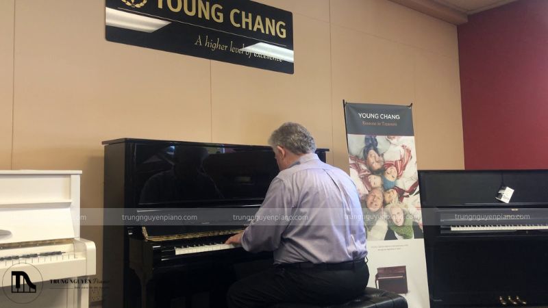 Đàn Piano Cơ Young Chang dòng Y series