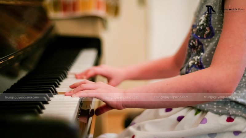 Phụ Huynh Cần Xem Xét Nên Cho Bé Tự Học Hay Học Ở Trung Tâm