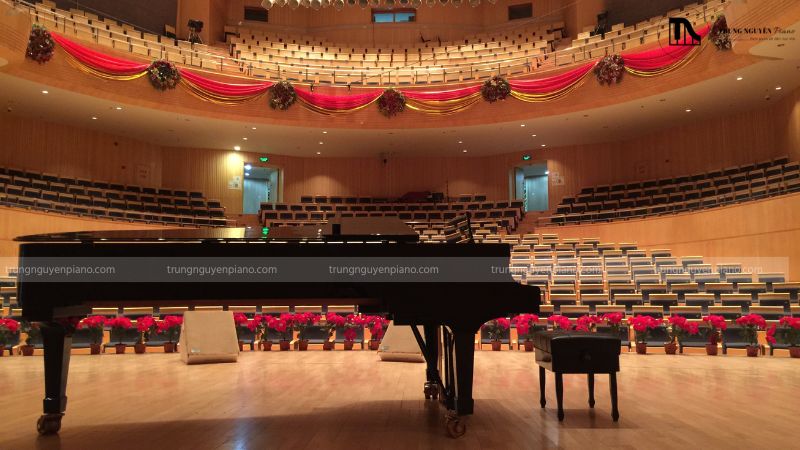 Concert Grand Piano là loại đàn piano lớn nhất trong dòng grand piano