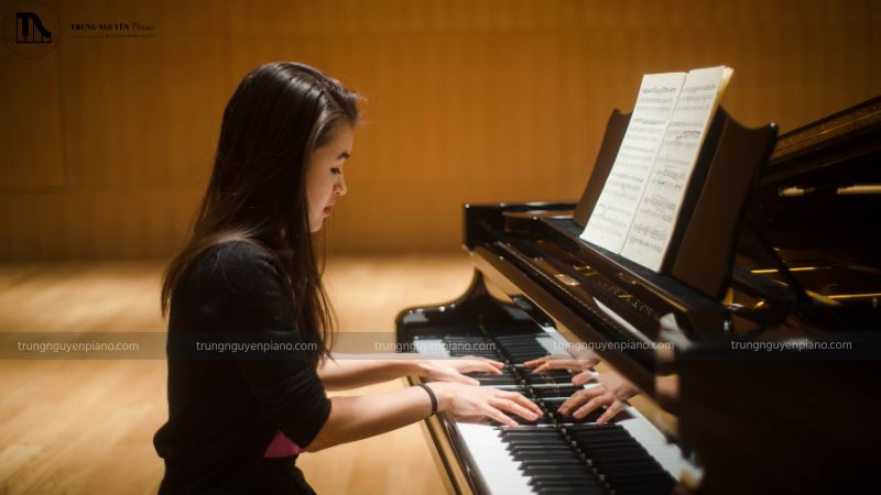 Chứng chỉ Trinity piano là gì? Hướng dẫn đăng kí và luyện thi chi tiết từ A-Z 5 Phần thi biểu diễn yêu cầu thí sinh chọn và chơi 3 tác phẩm