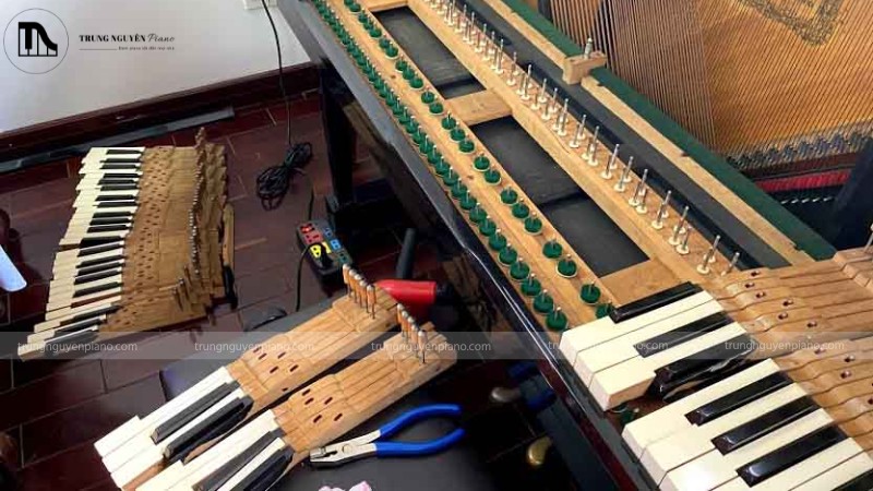 Phần khung phím đàn piano