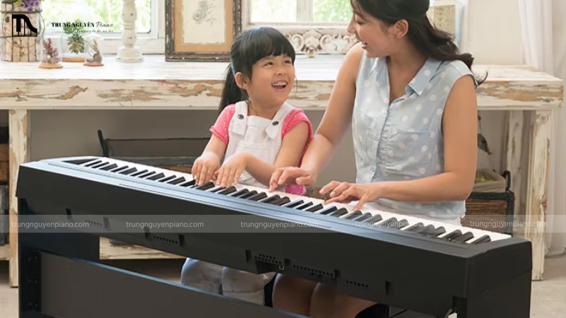 Yamaha P45 với các tính năng hỗ trợ học tập và biểu diễn