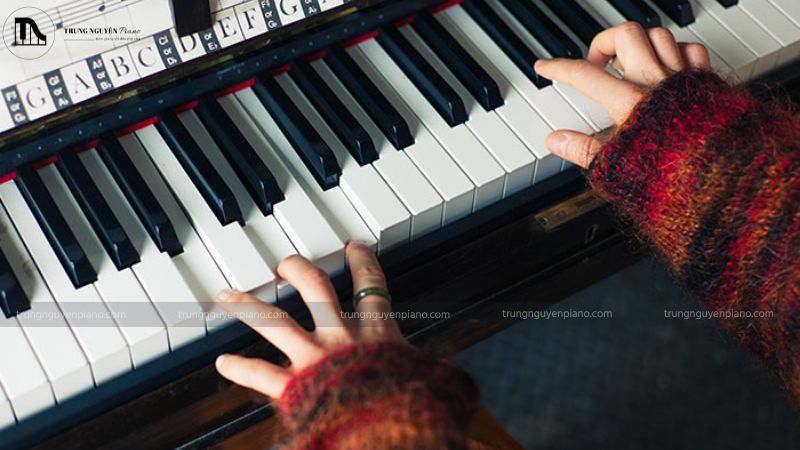 Hãy sử dụng lực ngón tay vừa phải