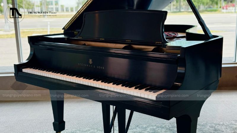 Đàn Piano Steinway & Sons - thương hiệu được giới thượng lưu và nghệ sĩ yêu thích 4 Quy trình sản xuất thủ công tỉ mỉ và tinh xảo