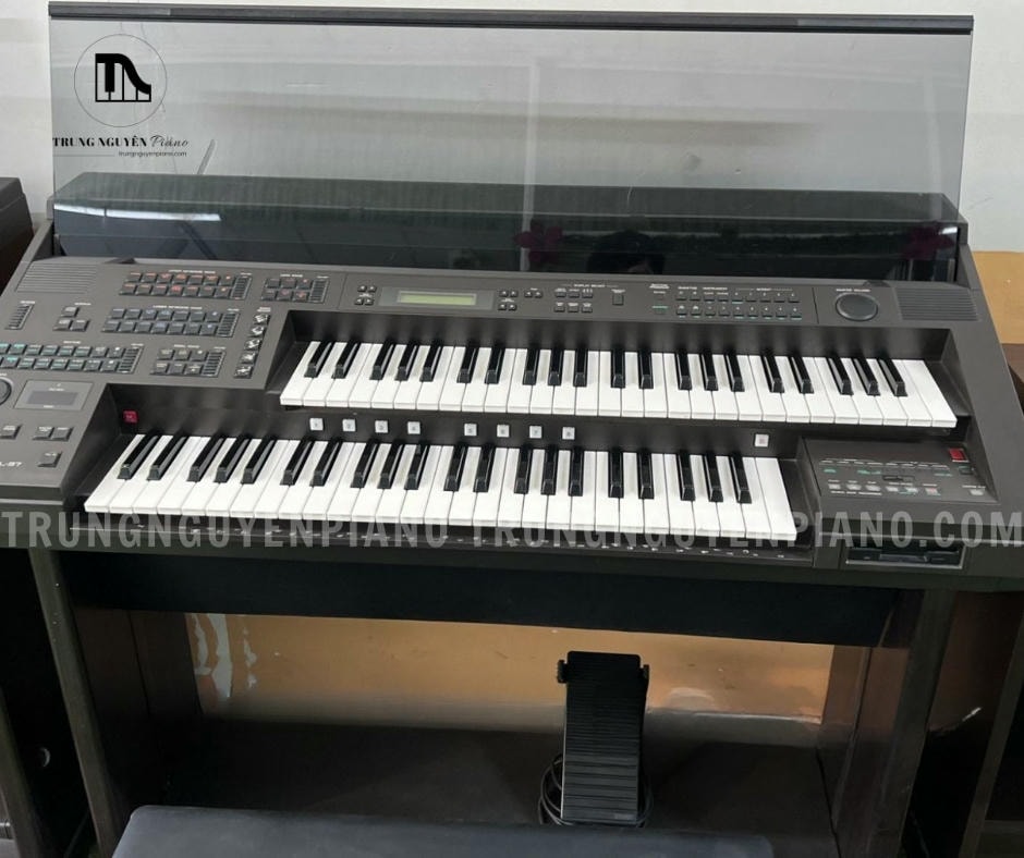 Đàn 2 tầng Electone Yamaha EL37 có chất âm mạnh mẽ, đa dạng và nhiều tính năng chuyên nghiệp