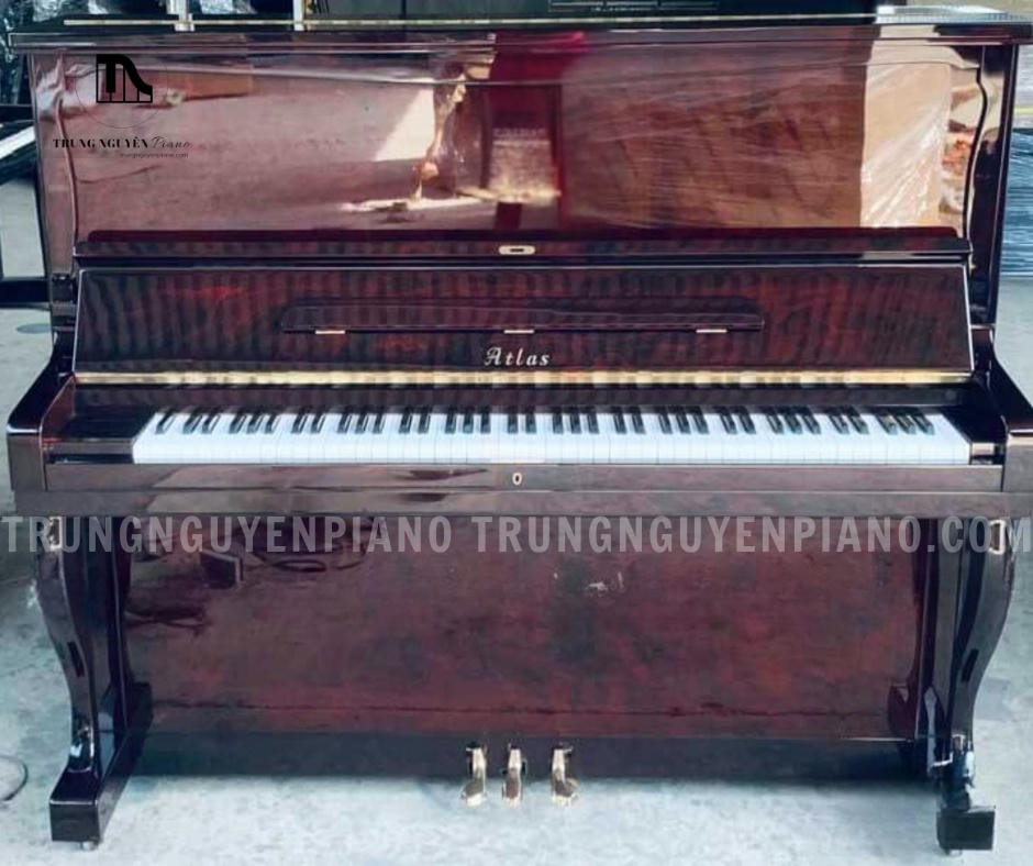 Đàn Piano Atlas A55M có thiết kế chân mèo Chippendale cổ điển