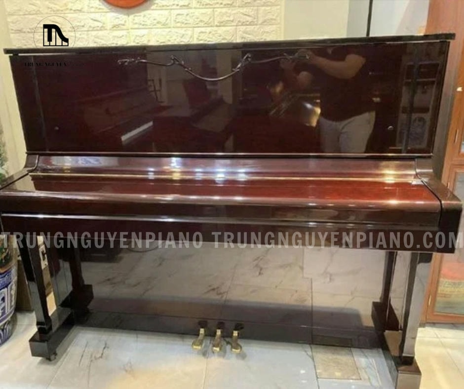 Đàn Piano Atlas NA150 3 Đàn Piano Atlas NA150 sở hữu thiết kế upright piano truyền thống với thùng đàn cao