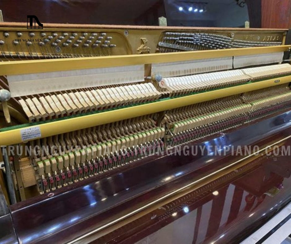 Đàn Piano Atlas NA150 4 Búa Piano Atlas NA150 được làm bằng lông cừu.