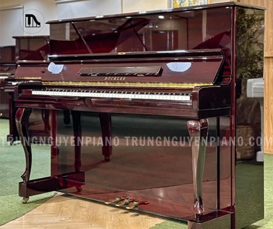 Đàn Piano Bockler AH28 4 Đàn Piano Bockler AH28 có kích thước gọn, phù hợp với nhiều không gian nội thất