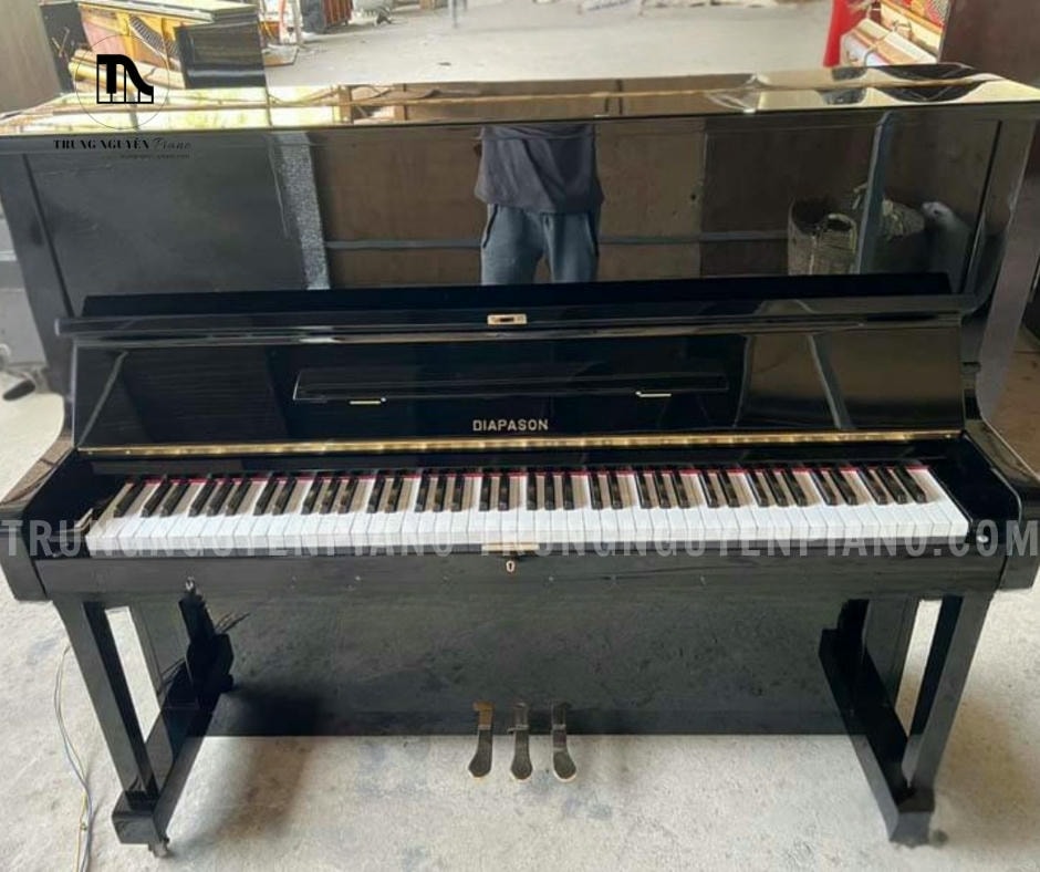 Đàn Piano Diapason 126ME có thiết kế thu hút về mặt thẩm mỹ và phù hợp với nhiều không gian sống