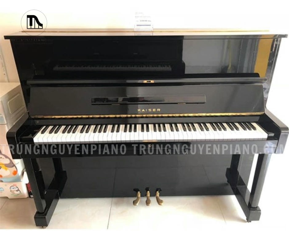 Đàn Piano Kaiser K2 với lớp sơn bóng tạo nên vẻ ngoài lịch lãm