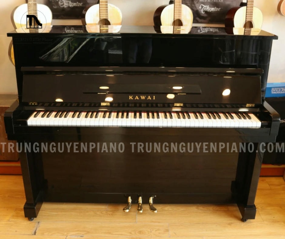 Đàn piano Kawai KST3 có thùng đàn được làm từ gỗ cao cấp, chắc chắn và bền bỉ