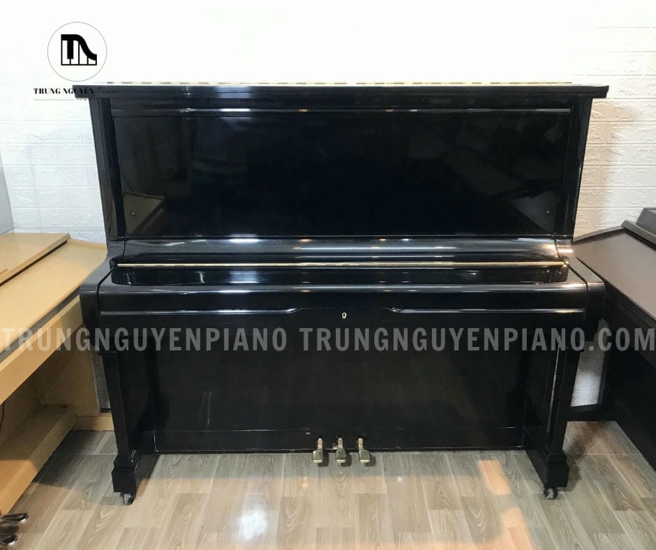 Đàn Piano Kraus U133 có các chi tiết đều được trau chuốt tỉ mỉ, toát lên vẻ đẹp sang trọng