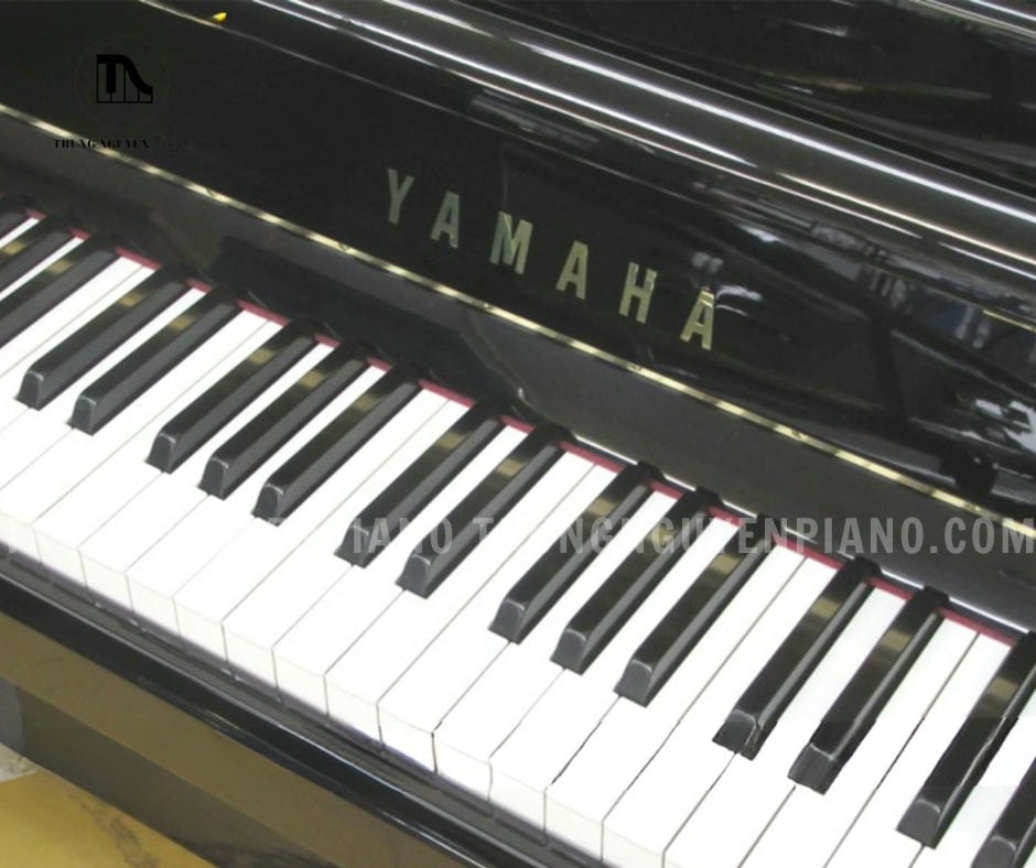Đàn Piano Yamaha U5AS 3 Đàn Piano Yamaha U5AS được trang bị bàn phím với 88 phím