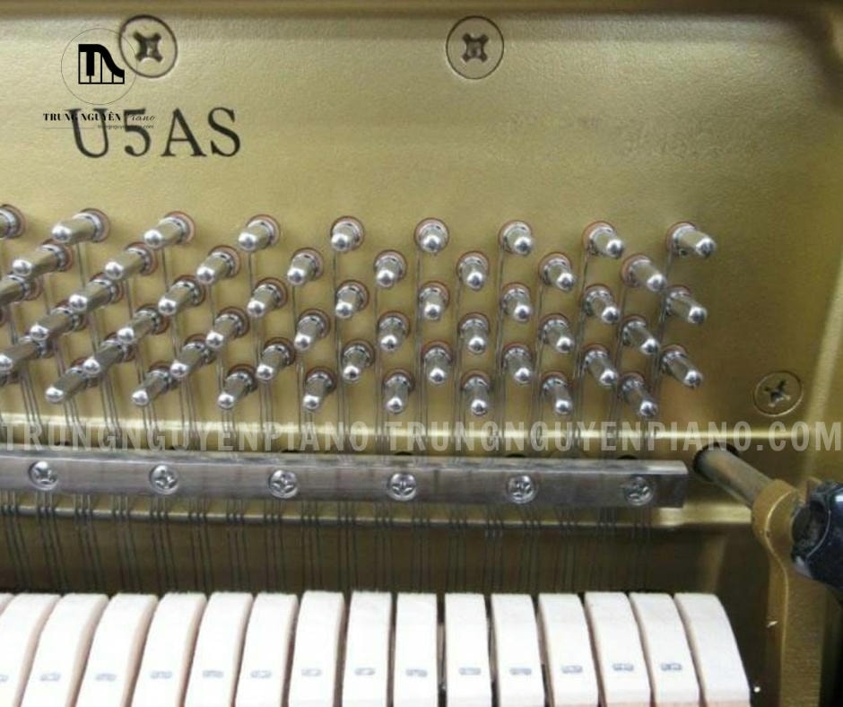 Đàn Piano Yamaha U5AS 6 Đàn Piano Yamaha U5AS có công nghệ chế tác tiên tiến đảm bảo chất lượng âm thanh và độ bền cao