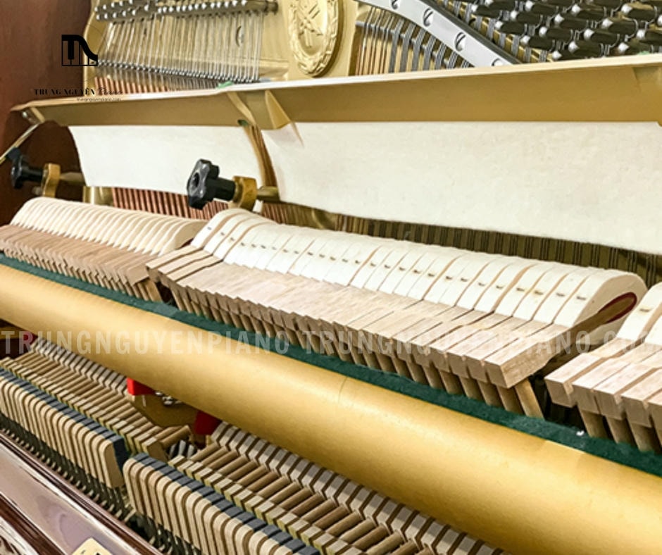 Đàn Piano Yamaha W106BM 3 Đàn Piano Yamaha W106BM được đánh giá cao về chất lượng âm thanh