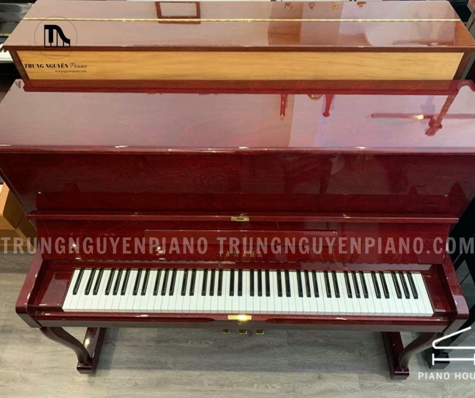 Yamaha W110BB được trang bị cơ chế bàn phím hiện đại, với 88 phím được làm từ các vật liệu cao cấp