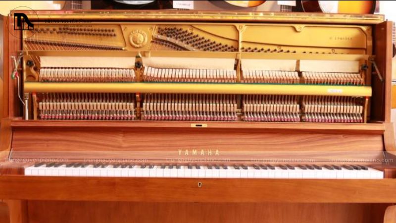 Đàn Piano Yamaha W101 Cũ Màu Gỗ 