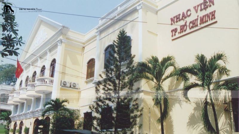 Nhạc viện sở hữu hệ thống giảng dạy bài bản với đội ngũ giảng viên giàu kinh nghiệm