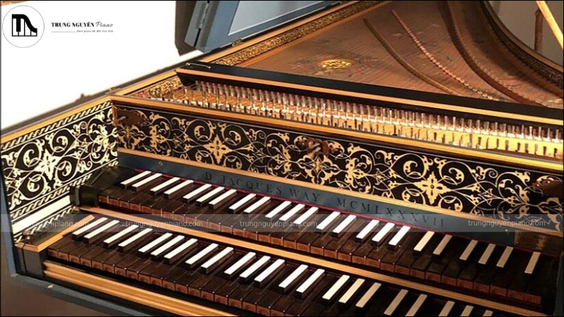 Màu sắc bàn phím Piano thời kỳ đầu