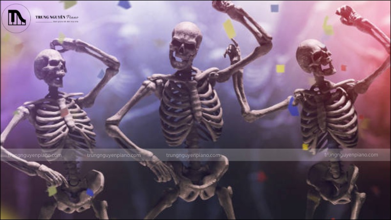 Bộ xương nhảy múa trong đêm Halloween
