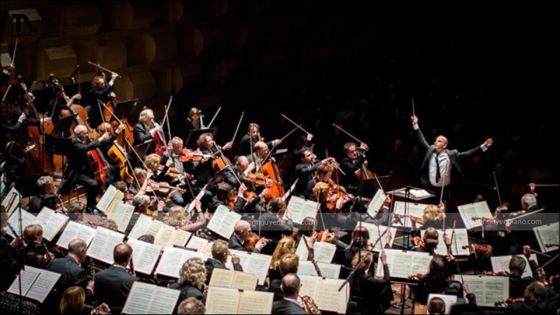 Nhạc giao hưởng Lãng mạn và Cổ điển