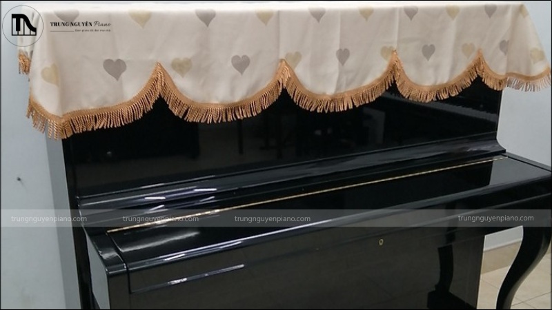 Luôn đậy nắp đàn khi không sử dụng để hạn chế bụi bẩn