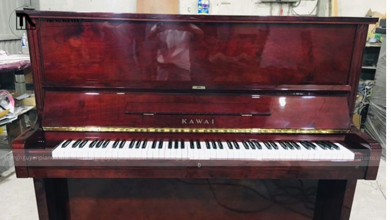 Top 05 đàn piano màu đỏ sang trọng và cá tính cho không gian của bạn 4 Đàn Piano màu đỏ Kawai BL51 – Phiên bản giới hạn
