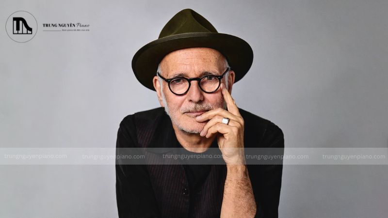 Đắm chìm trong top 10 bản nhạc piano nhẹ nhàng 3 Ludovico Einaudi