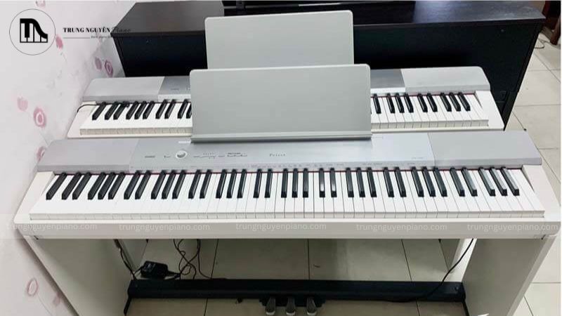 Casio PX-150 đi kèm với nhiều tính năng hỗ trợ học tập và luyện tập hiệu quả