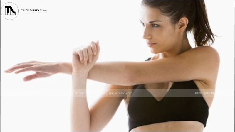 Tư thế ngồi đàn Piano chuẩn đẹp cho người mới bắt đầu 5 Bài tập giúp thư giãn và tránh căng cơ sau khi chơi piano