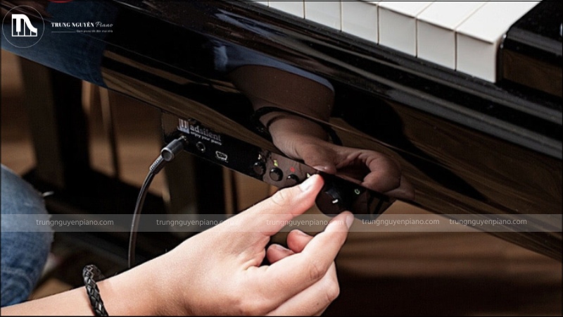 Piano Silent là loại đàn piano cơ được trang bị công nghệ tắt tiếng hiện đại