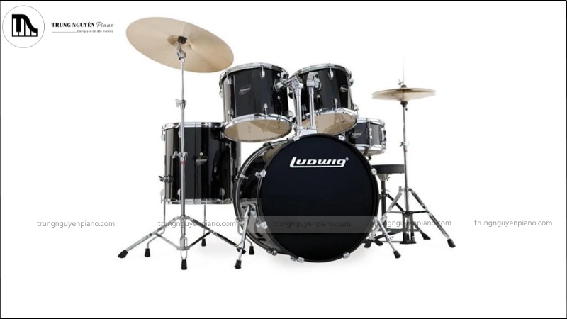 Trống là một nhạc cụ quan trọng trong bộ gõ, nó quyết định khá nhiều về nhịp nhạc