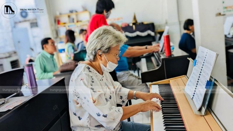 Tìm hiểu các trung tâm dạy piano thật kỹ